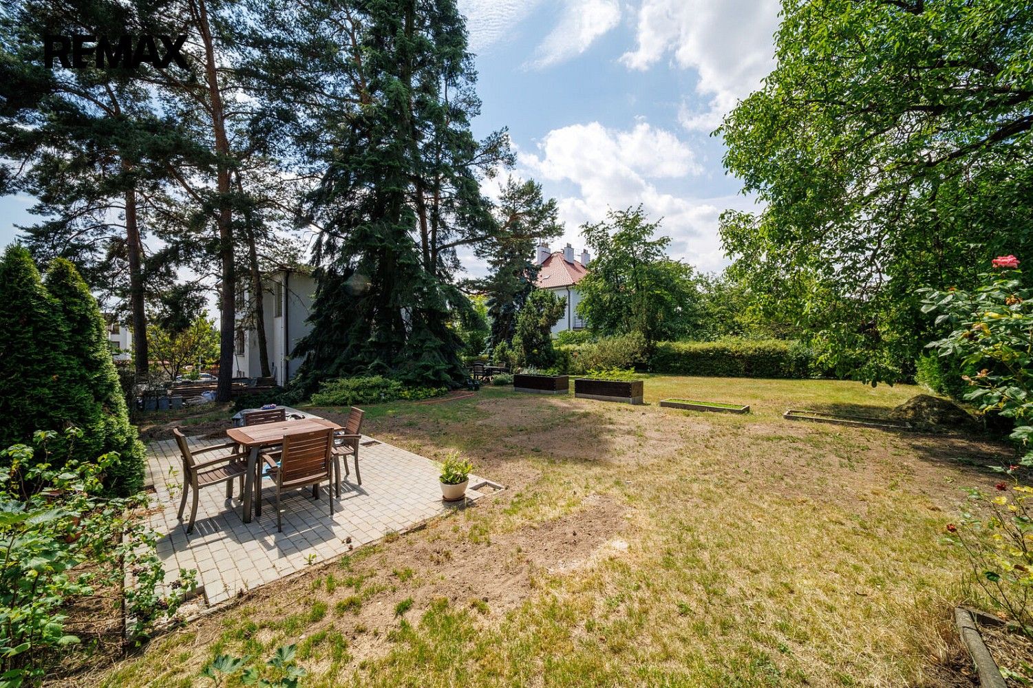 Pozemek pro bydlení, 992 m²