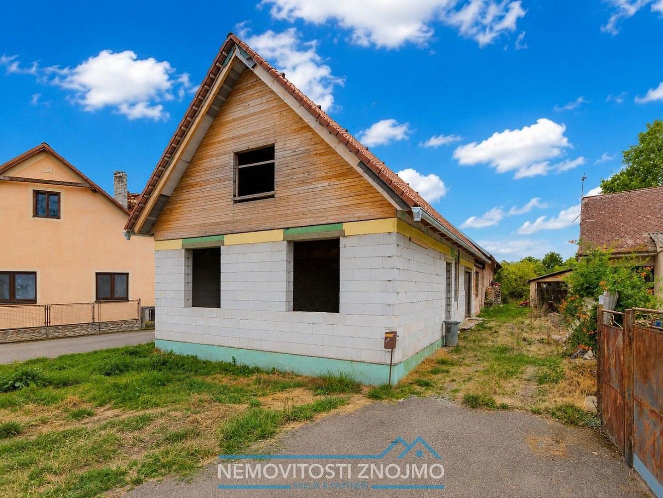 Rodinné domy, Vracovice, okres Znojmo, 200 m² - 2