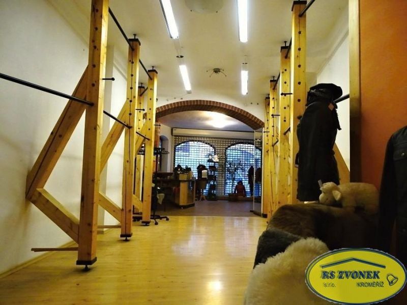 Pronájem obchodní prostory - Ostružnická, Olomouc, 149 m²