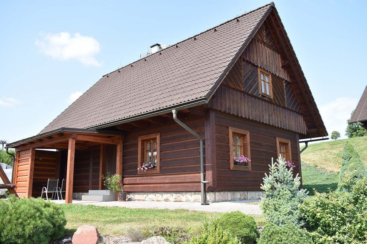 Chaty, Bělá u Staré Paky, Liberecký kraj - 1