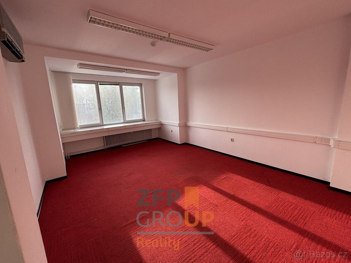 Kanceláře, Břeclav, 690 02