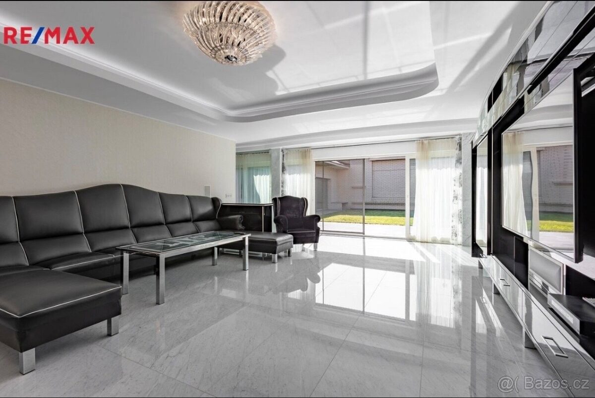 Rodinné domy, Praha, 198 00