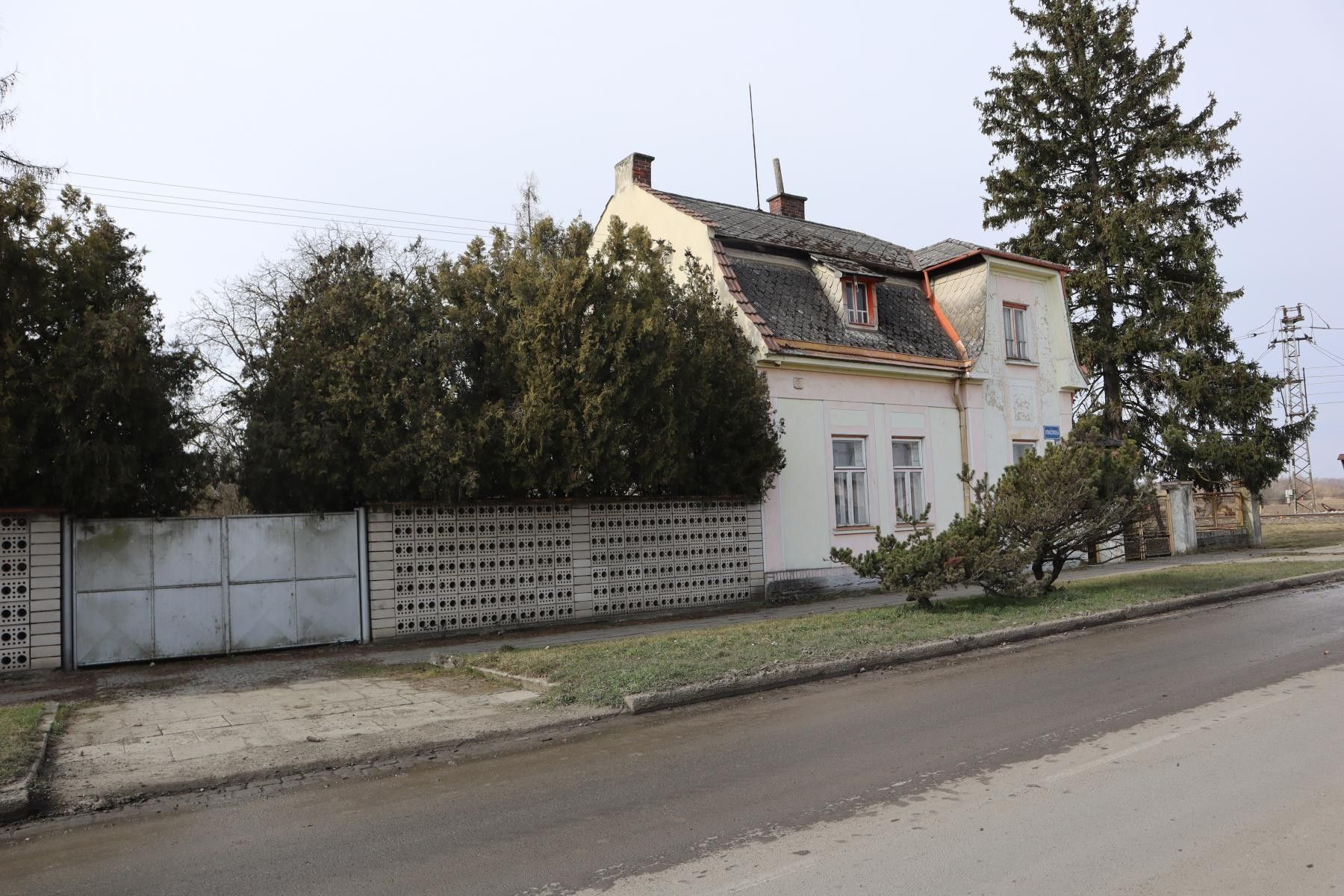 Prodej rodinný dům - Tovačovská  , Chropyně, 420 m² - 5