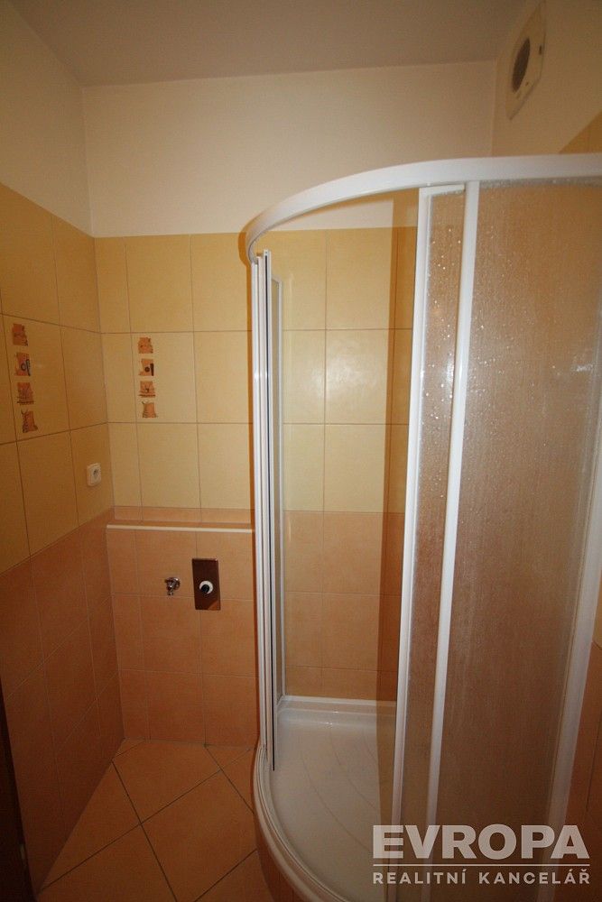 Byt 1+kk · 28 m² · Praha - Košíře, okres Praha 5, Hlavní město Praha - 4