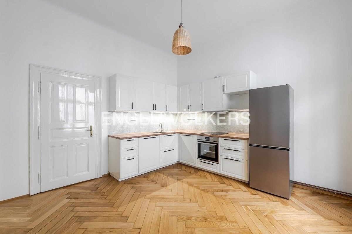 Pronájem byt 2+1 - Americká, Praha, 64 m²