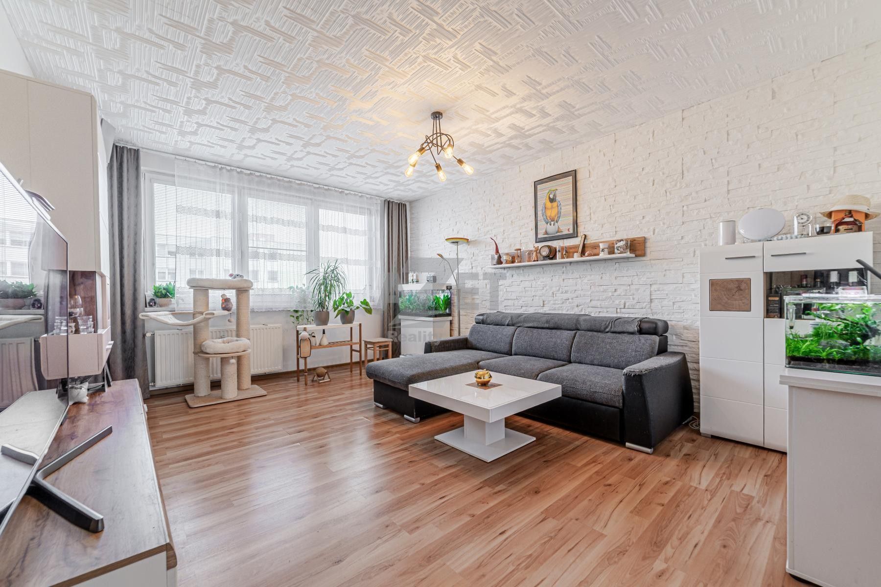 Prodej byt 3+1 - Karla Dvořáčka, Orlová, 72 m²