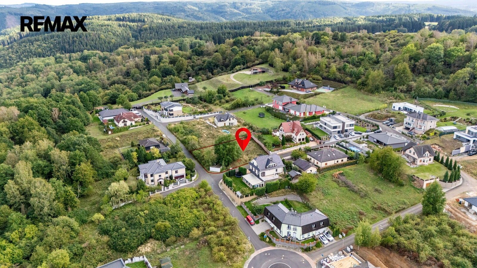 Prodej pozemek pro bydlení - Jenišov, 1 432 m² - 5