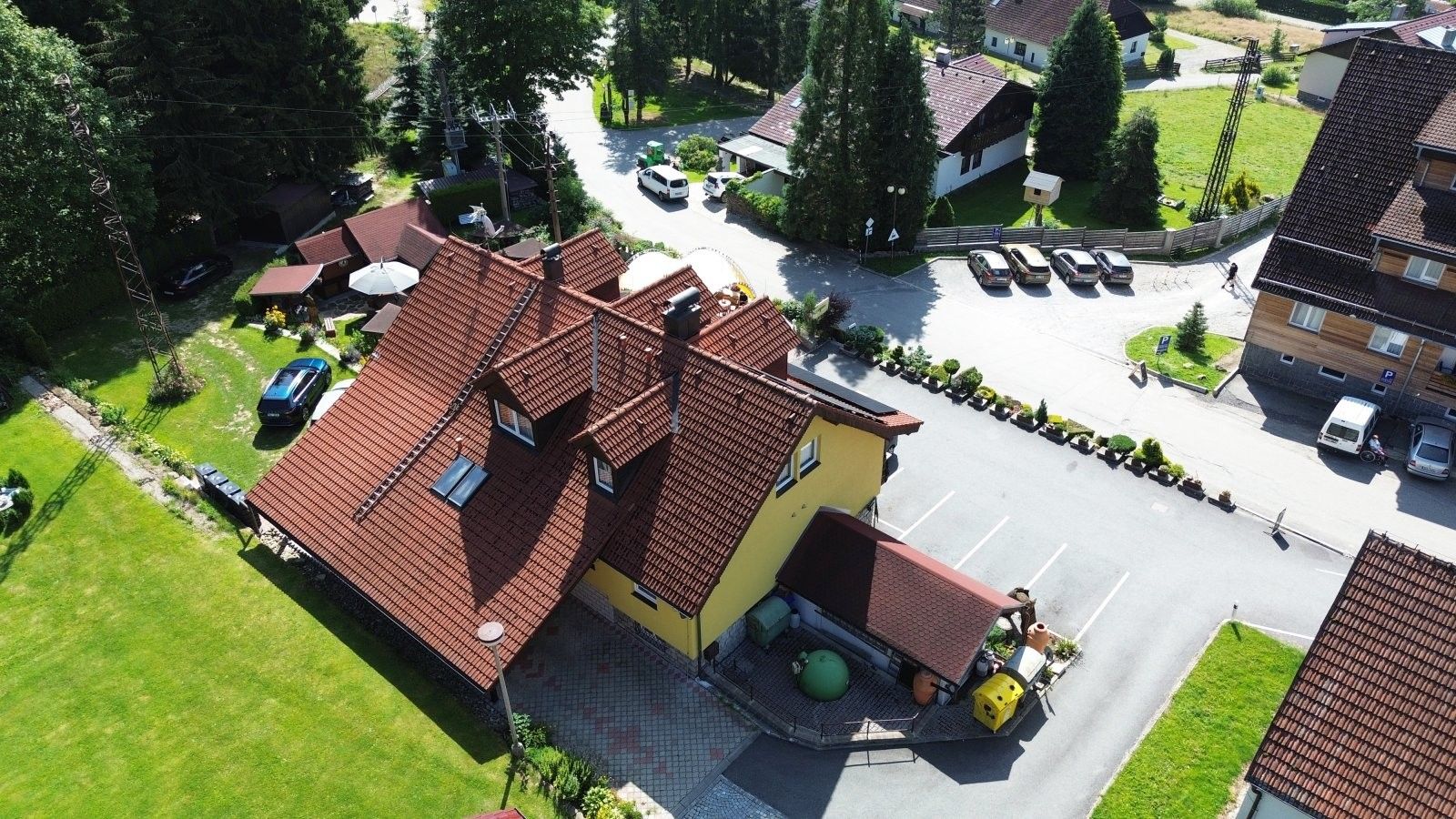 Ubytovací zařízení · 454 m² · Kubova Huť - 4