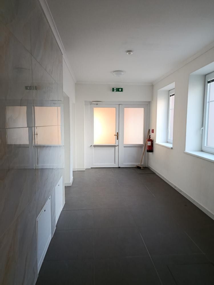 Pronájem byt - Dolní Břežany, 252 41