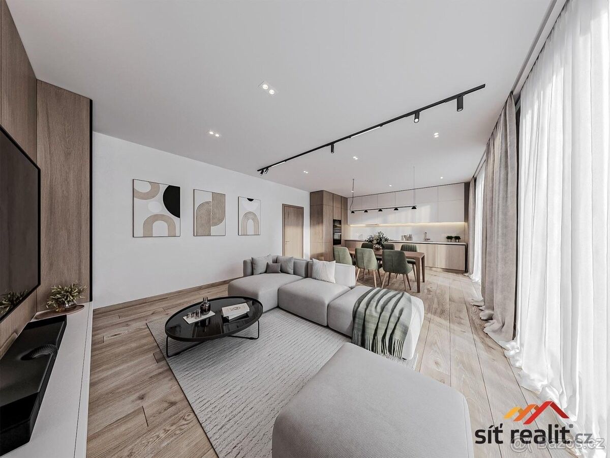 Prodej rodinný dům - Praha, 198 00