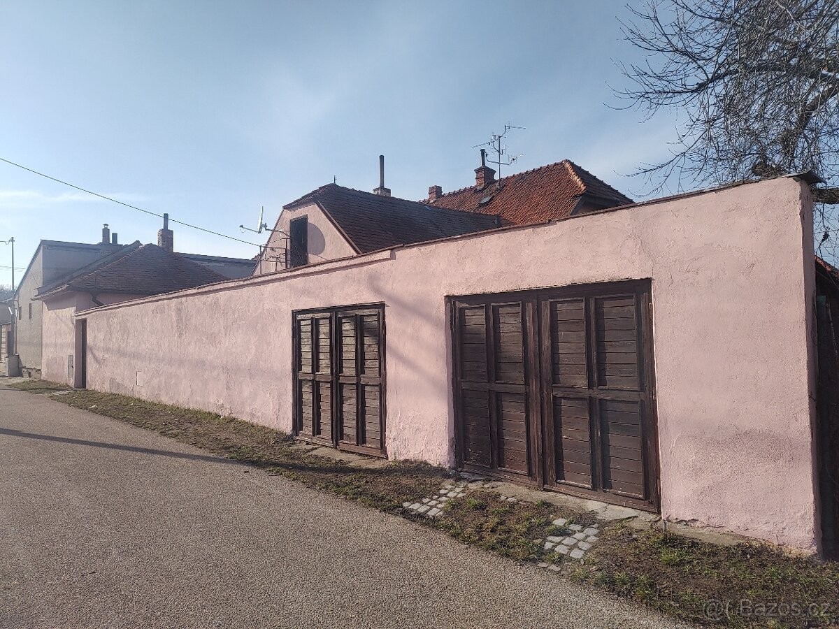 Rodinné domy, Břeclav, 691 41 - 2