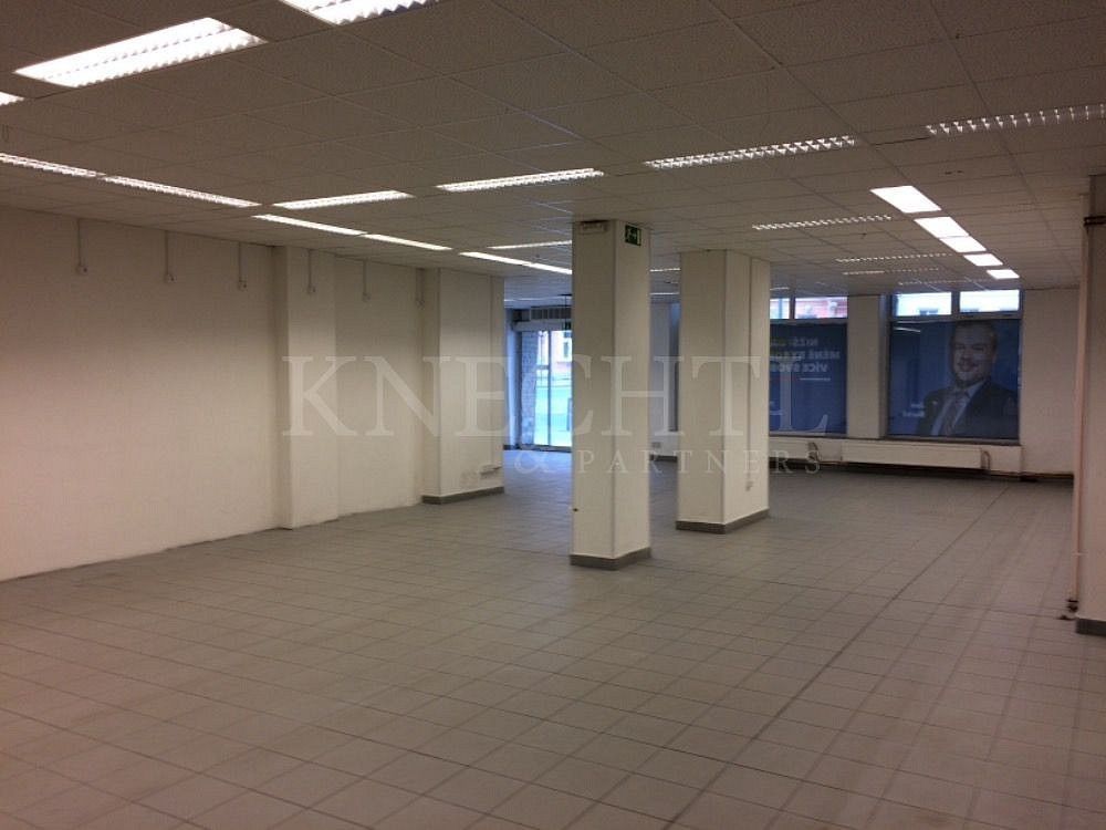 Obchodní prostory, Karlovy Vary - Rybáře, Karlovarský kraj, 1 000 m² - 1