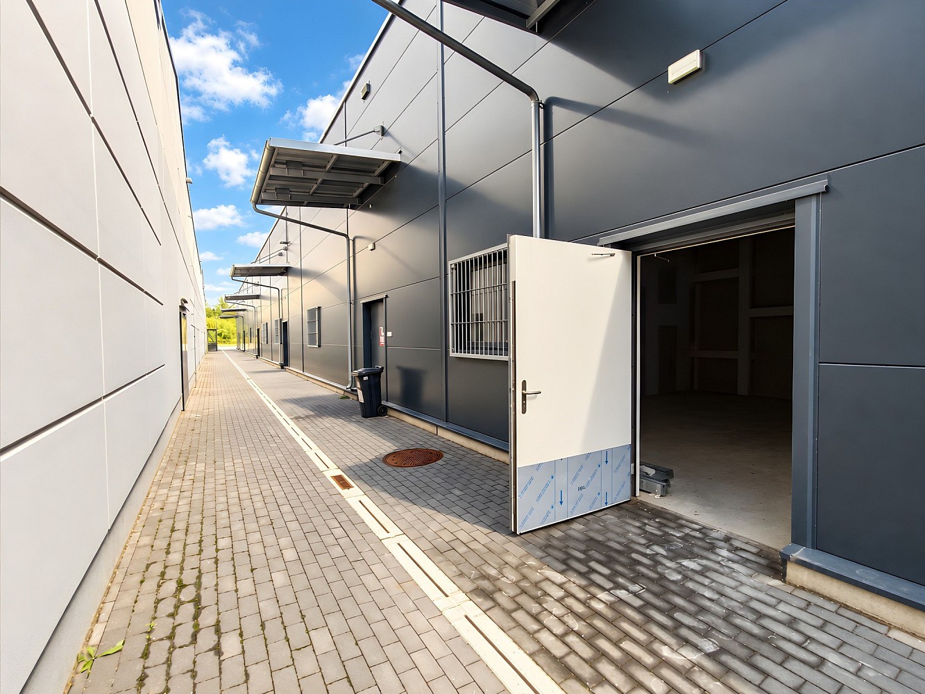 Sklady, Lipnická, Přerov - Přerov I-Město, 160 m²