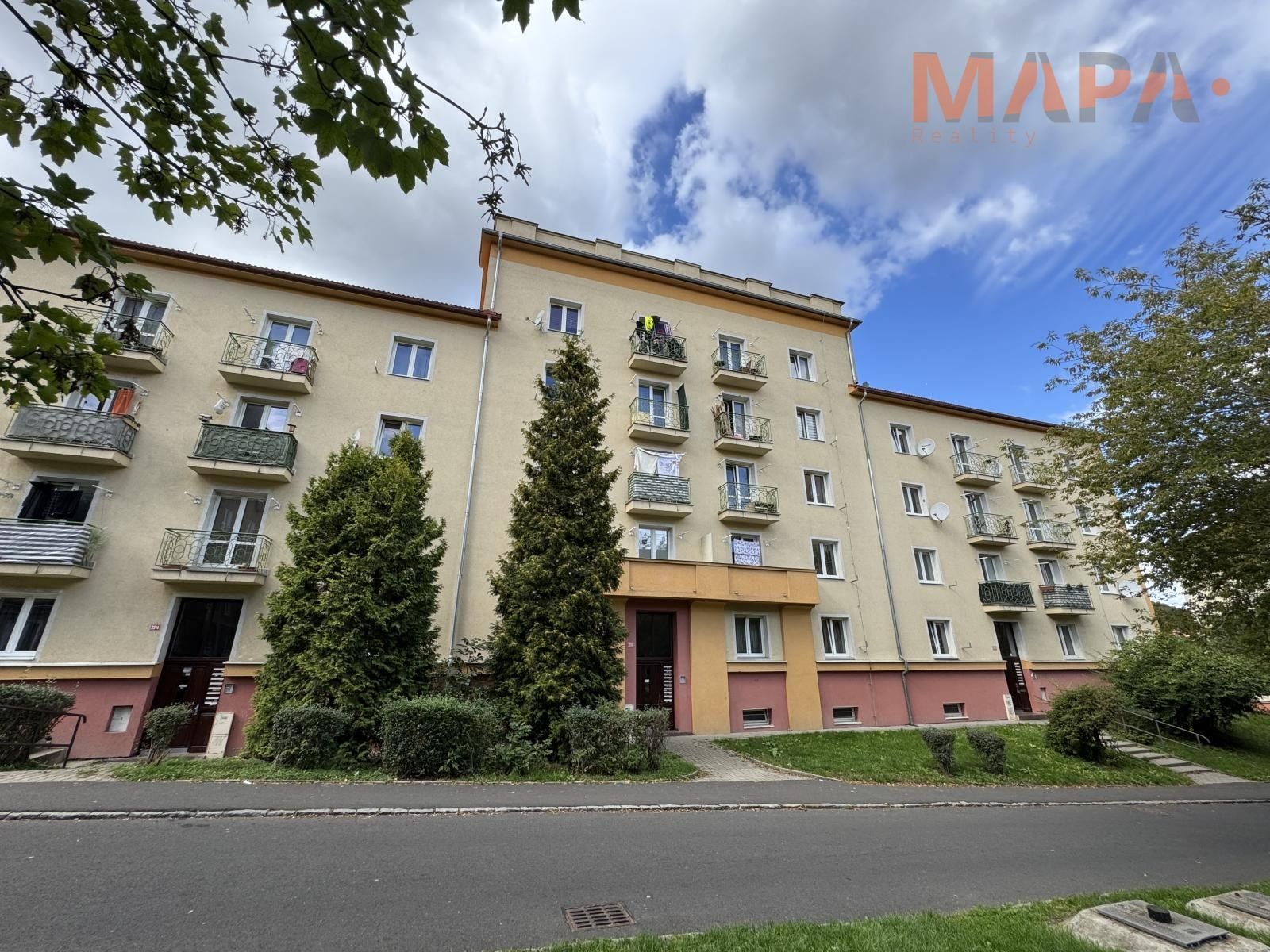 2+1, Konstantina Biebla, Most, 56 m²