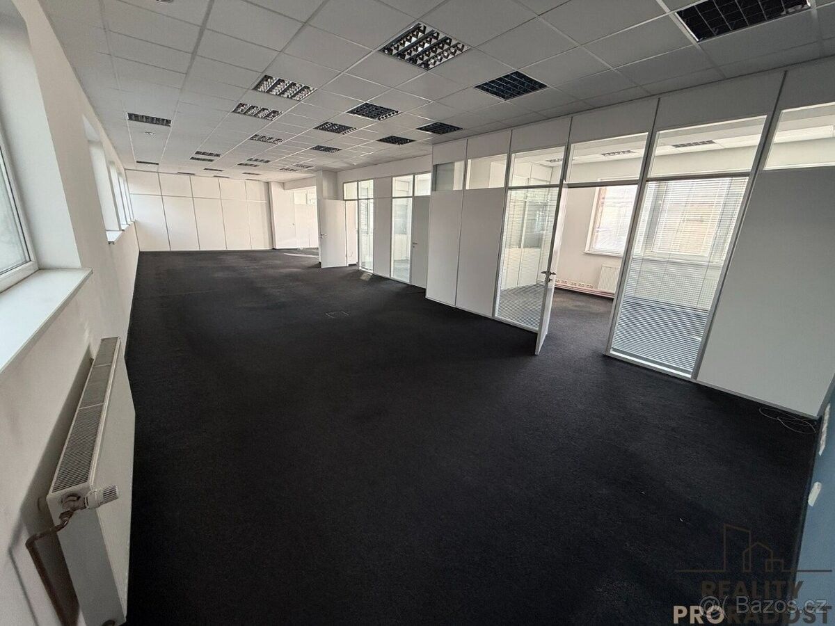 Kanceláře, Blansko, 678 01