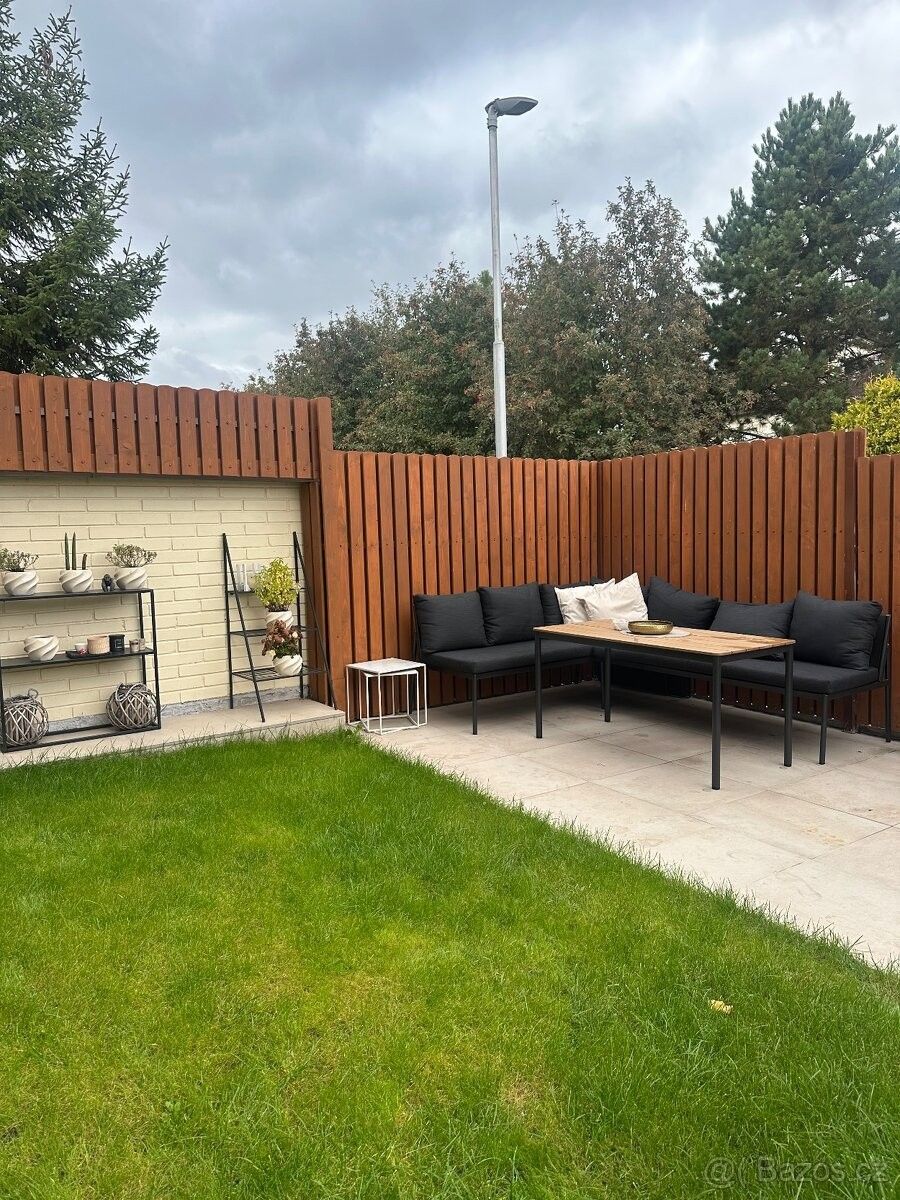 Byty, Kosmonosy, 293 06