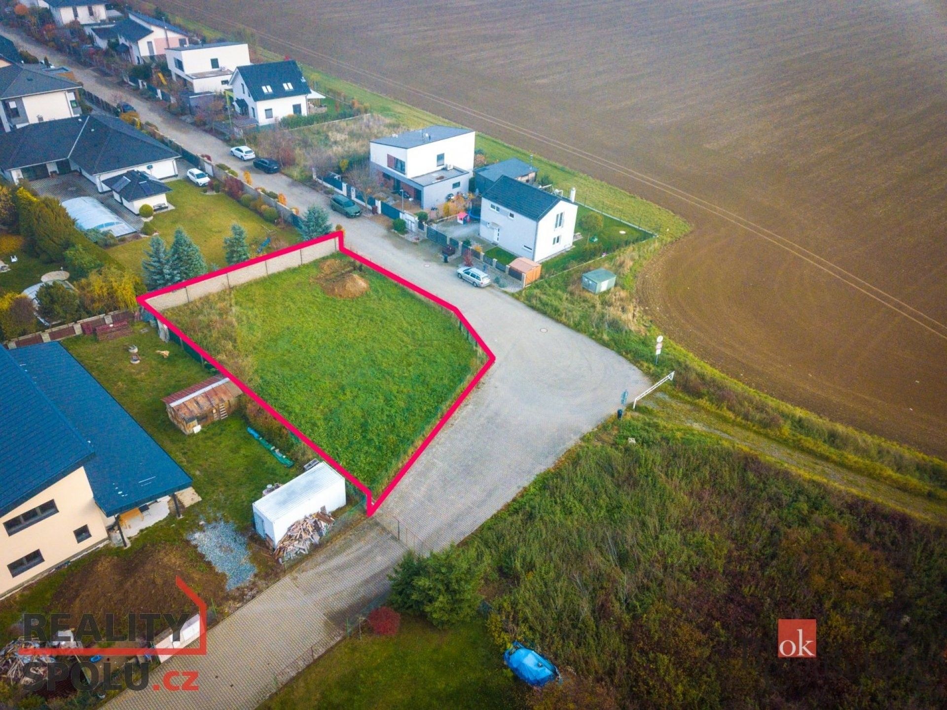 Prodej pozemek pro bydlení - Horoměřice, 748 m²