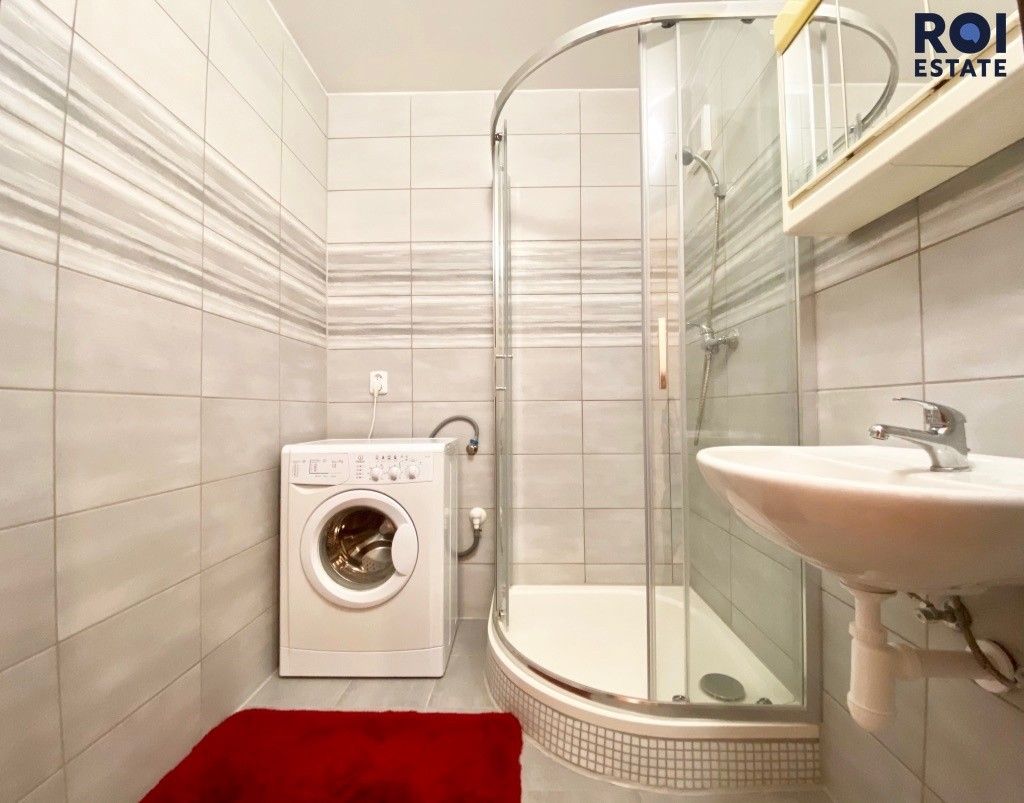 3+1, Krynická, Praha, 60 m²