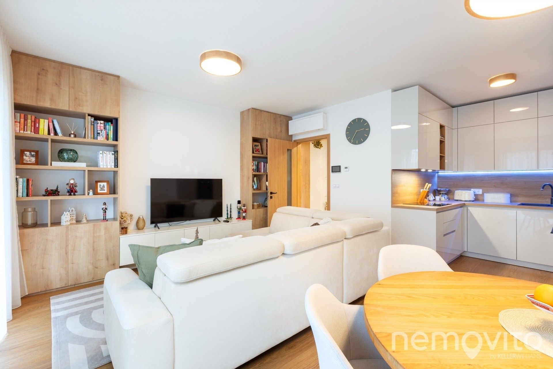 3+kk, Od Vysoké, Praha, 72 m²