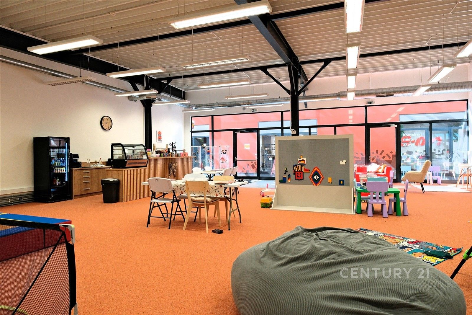 Pronájem obchodní prostory - Vavrečkova 7074, Zlín, 208 m² - 5