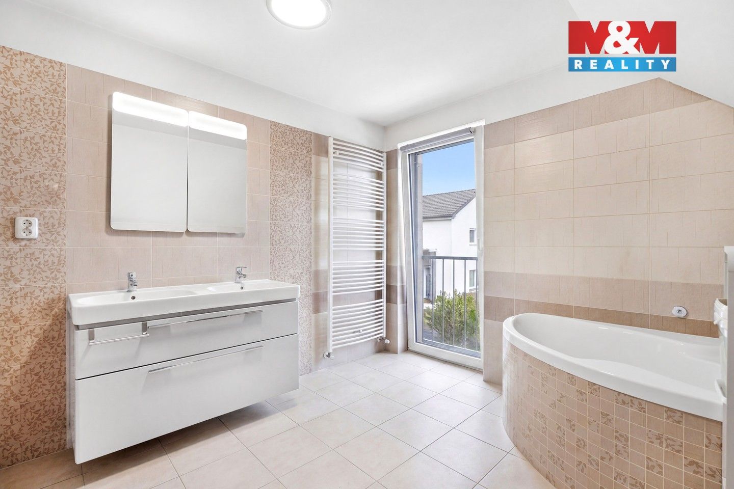 Rodinný dům · 124 m² · Býkev - 4