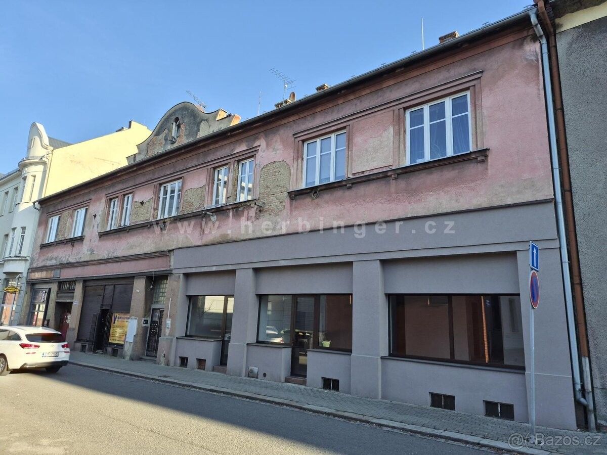 Rodinné domy, Ostrava, 703 00 - 2