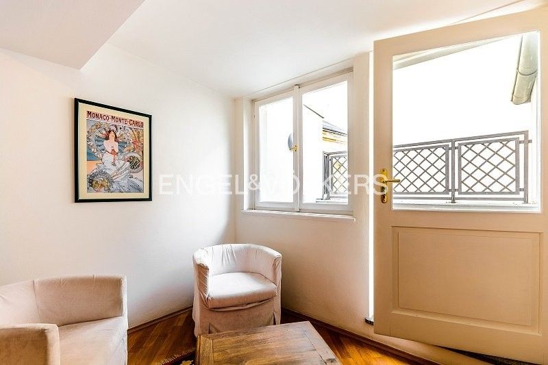 Pronájem byt 3+kk - Odborů, Praha, 96 m²