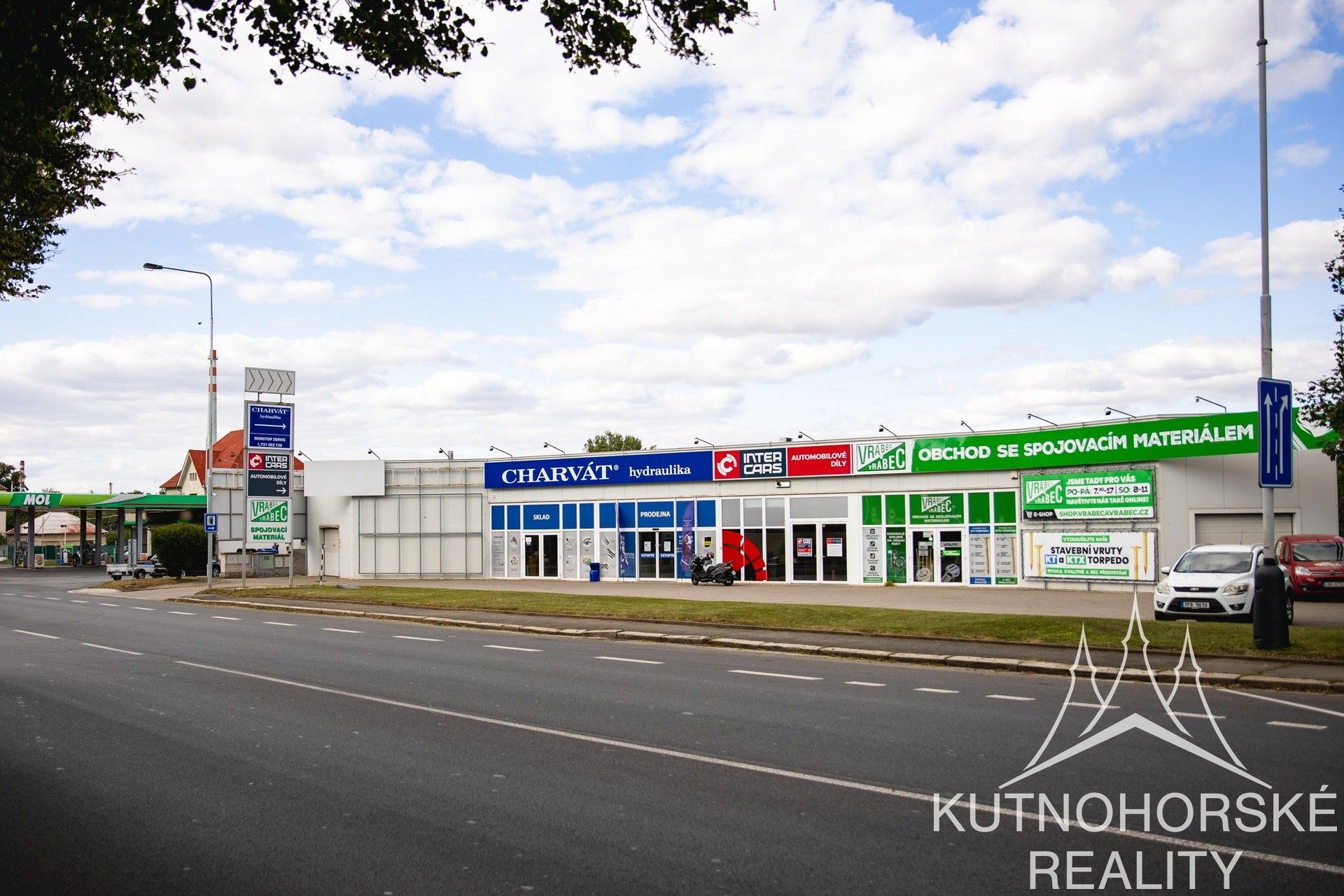 Pronájem obchodní prostory - Havlíčkova, Kolín, 200 m²