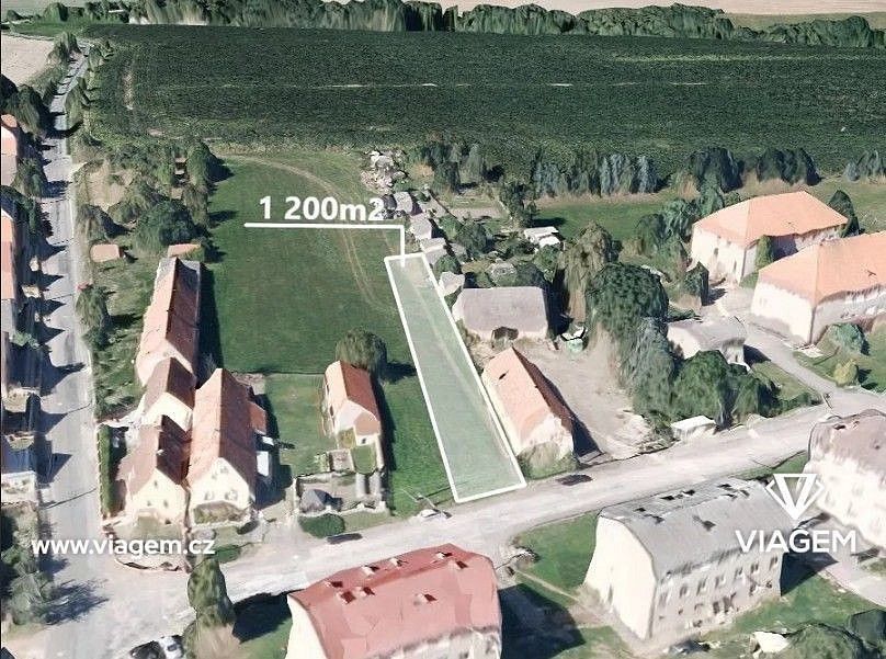 Pozemek pro bydlení, 1 200 m²