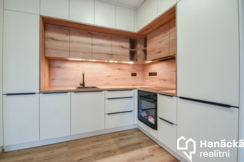 Pronájem byt 2+kk - Hálkova, Olomouc Hodolany, 62 m² - 5