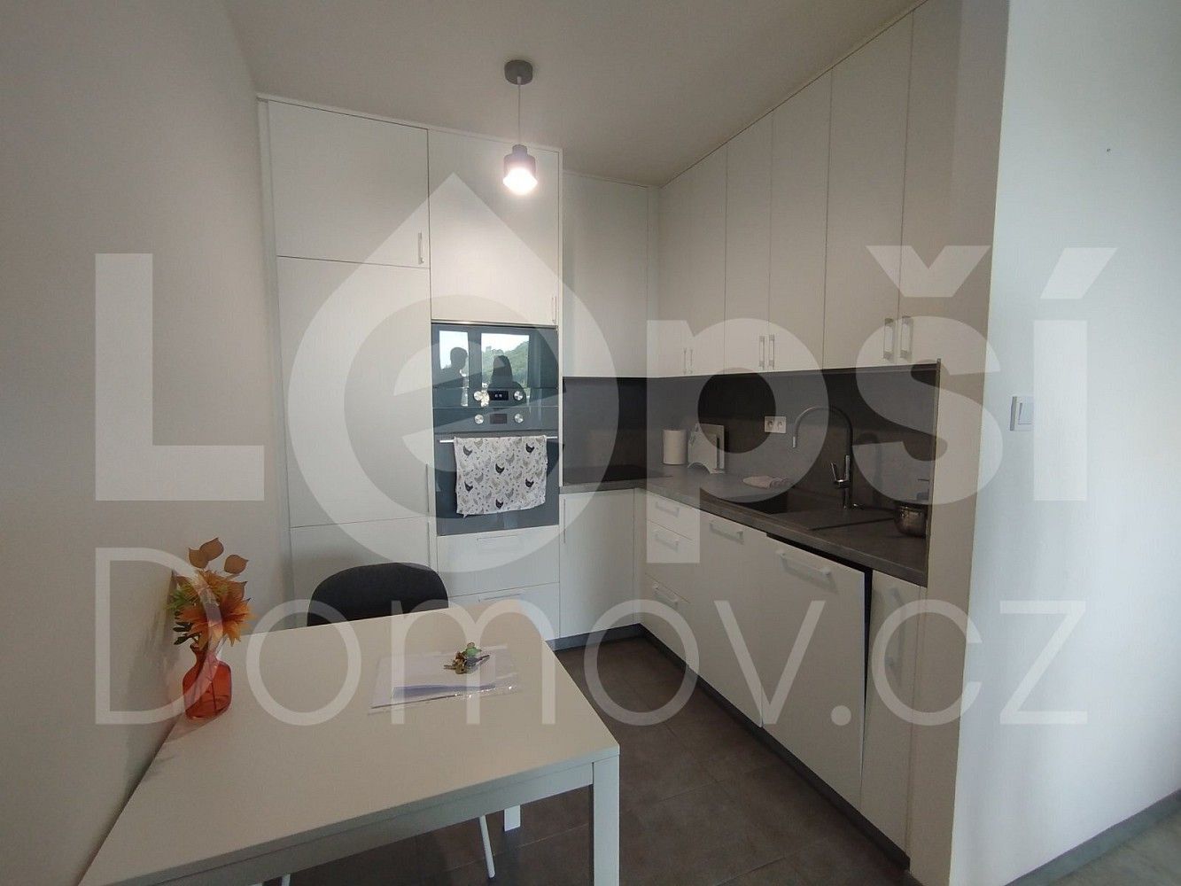 Prodej byt 2+kk - Praha - Karlín, okres Praha 8, Hlavní město Praha, 50 m² - 5