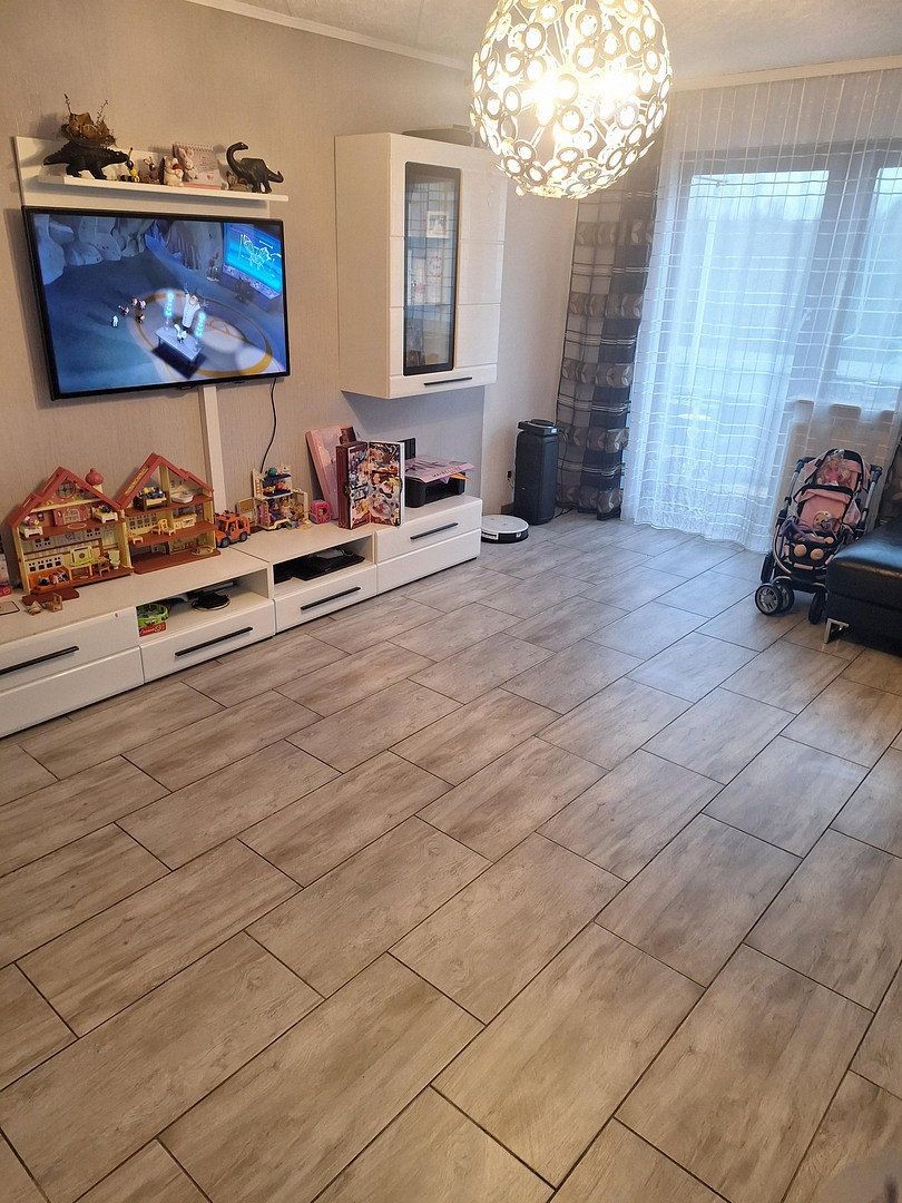 4+1, , Bádensko-Württembersko, 94 m² - 2