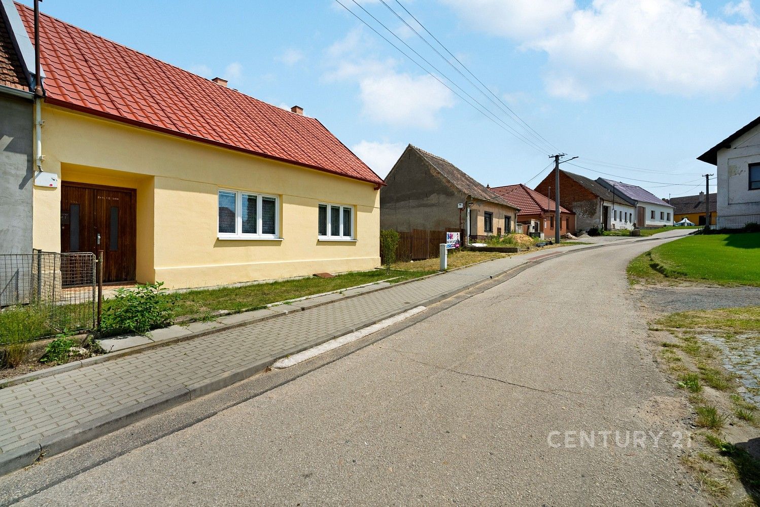 Rodinné domy, Zadní, Pouzdřany, okres Břeclav, 75 m² - 2