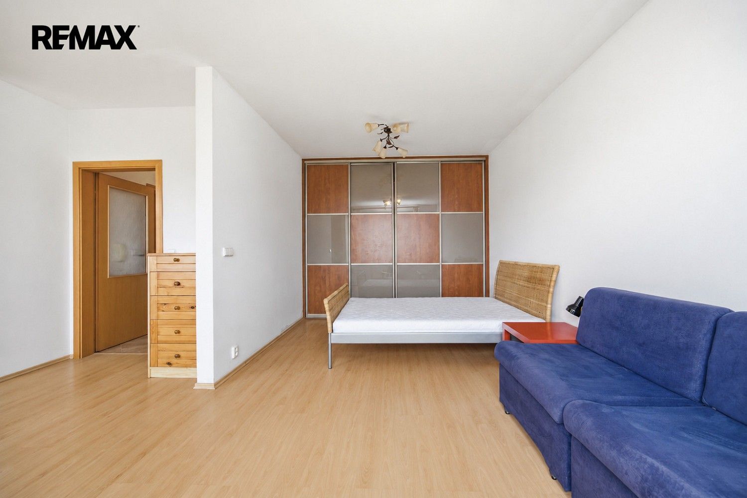 Pronájem byt 1+kk - Ve slatinách, Praha 10 - Záběhlice, 45 m² - 5