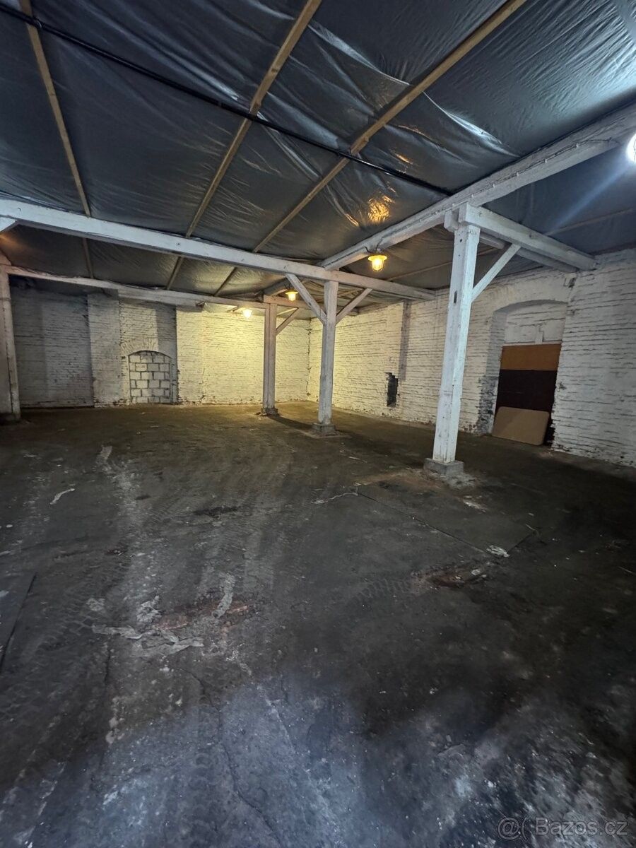 Pronájem sklad - Pardubice, 530 02