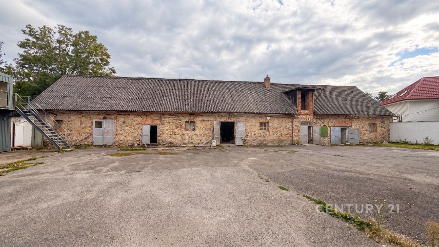 Sklad, 552 m²