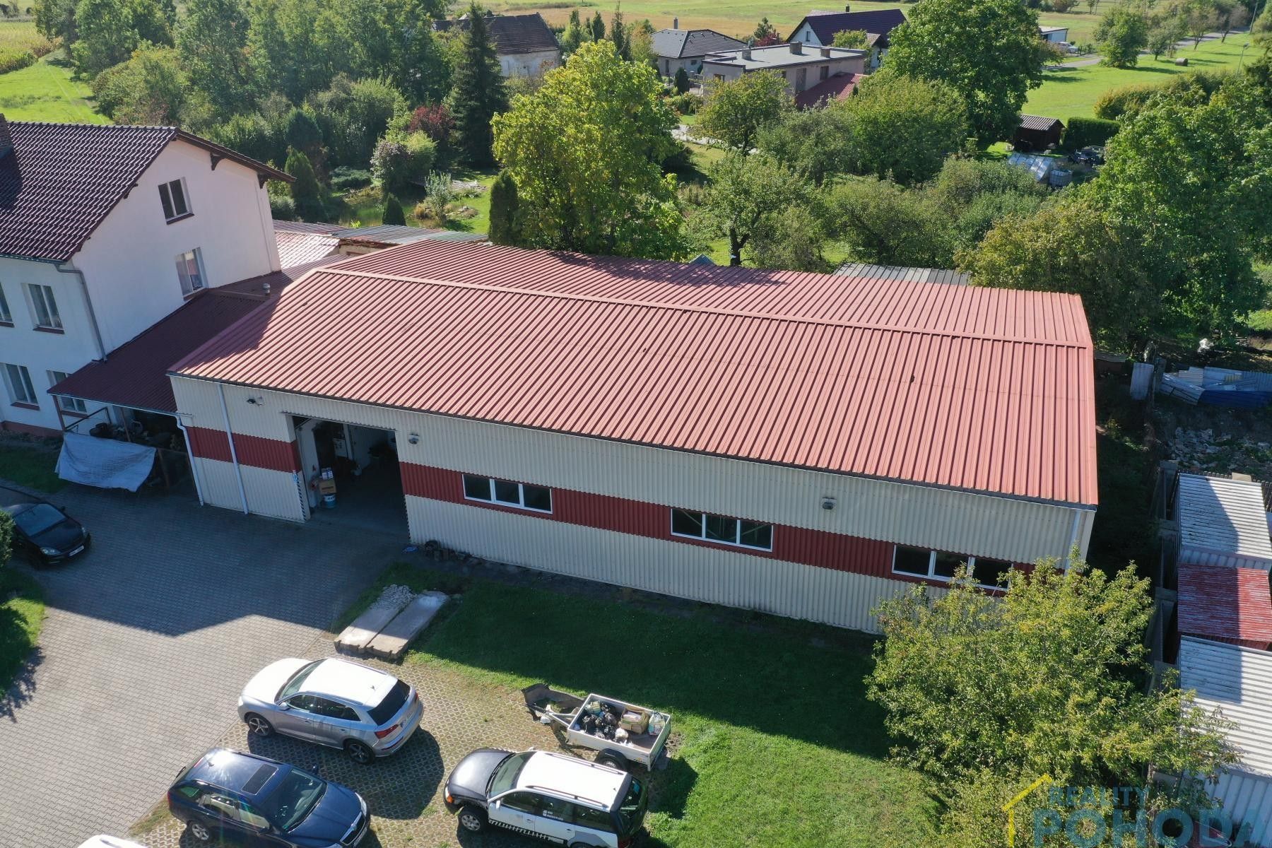 Pronájem výrobní prostory - Radhošť, 450 m² - 1