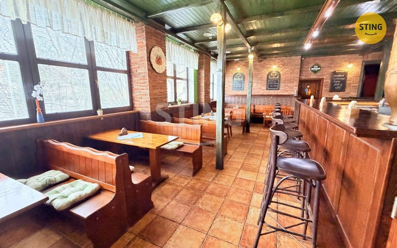 Restaurace, Ladislava Hosáka, Ostrava, 320 m²