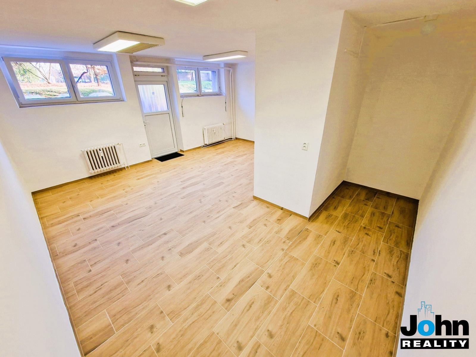 Obchodní prostory · 34 m² · Javorová, Most - 4