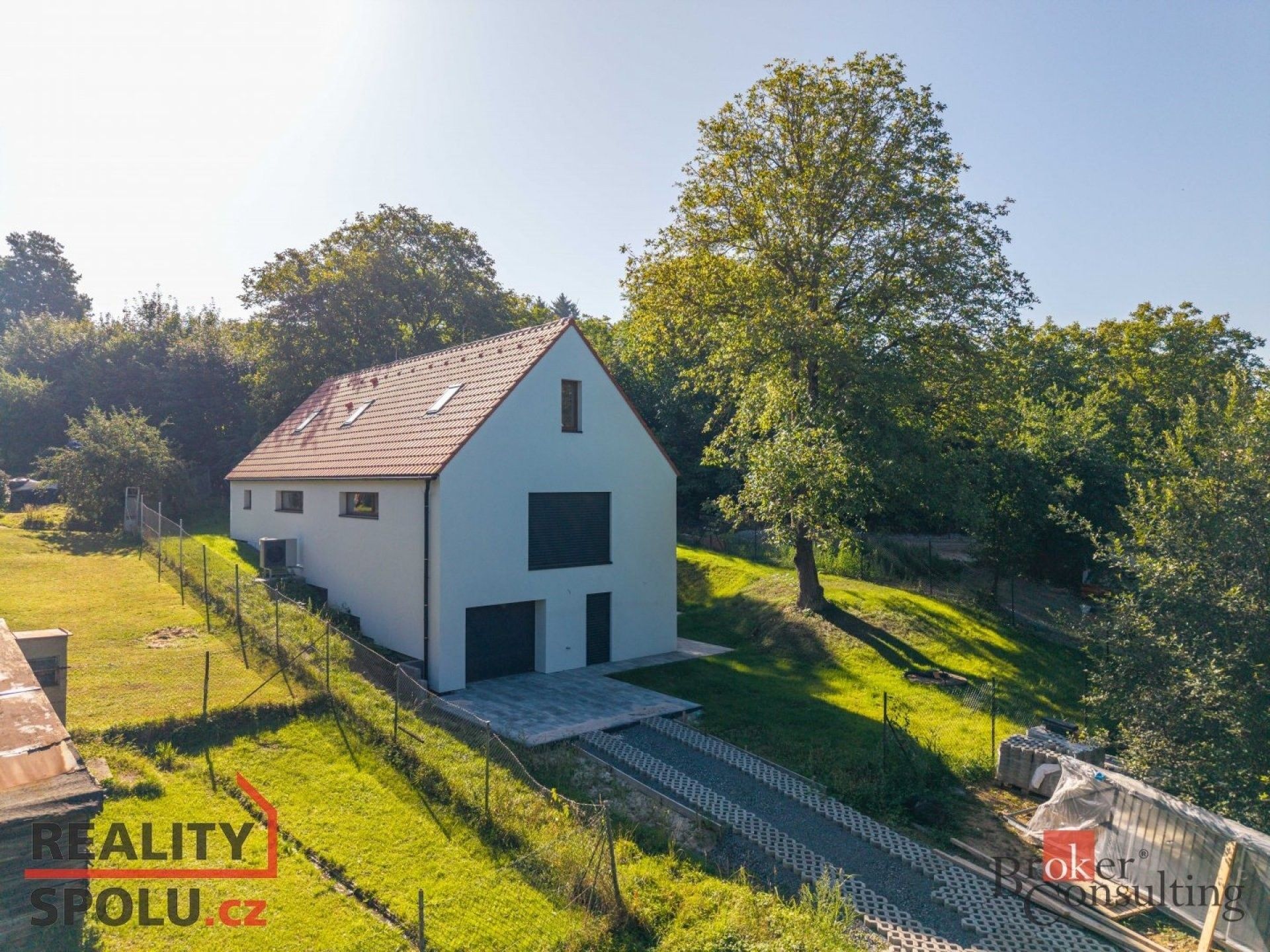 Prodej rodinný dům - Luka pod Medníkem, Jílové u Prahy, 280 m²