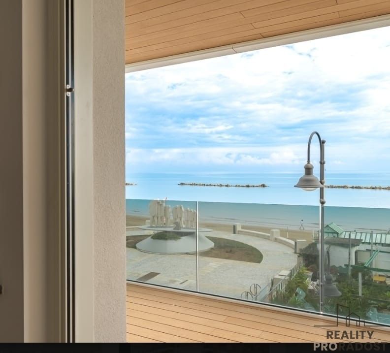 Prodej byt - 987 66, Zahraničí