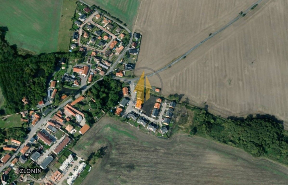 Prodej zemědělský pozemek - , Zlonín, 2 m²