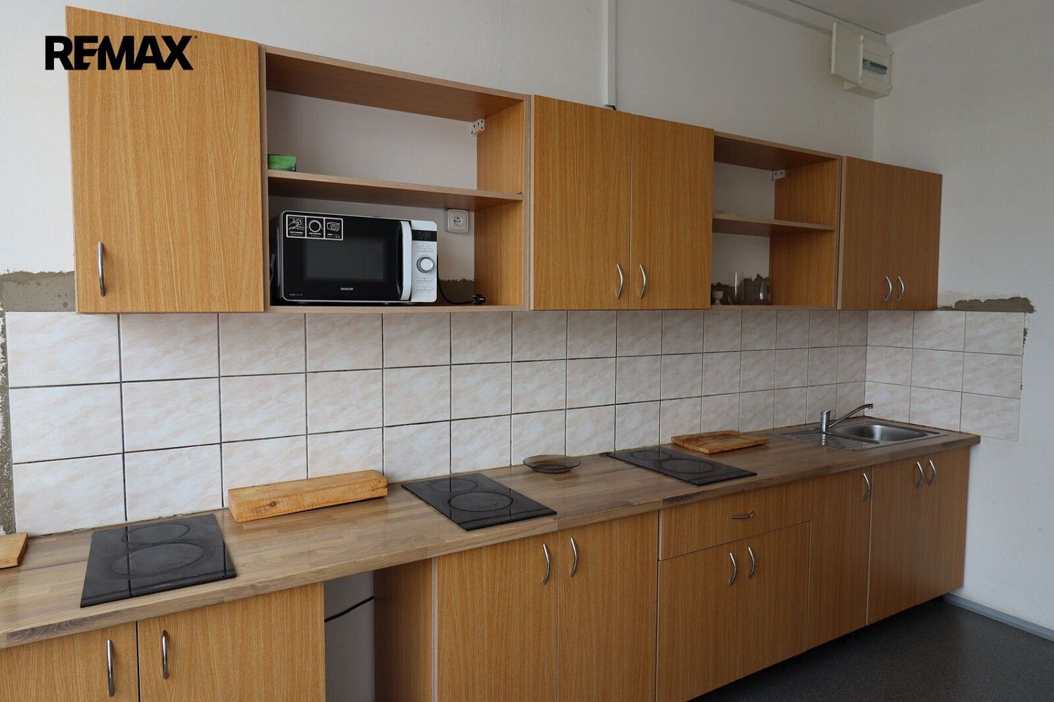 Ubytovací zařízení, Zákupy, okres Česká Lípa, Liberecký kraj, 2 000 m² - 2