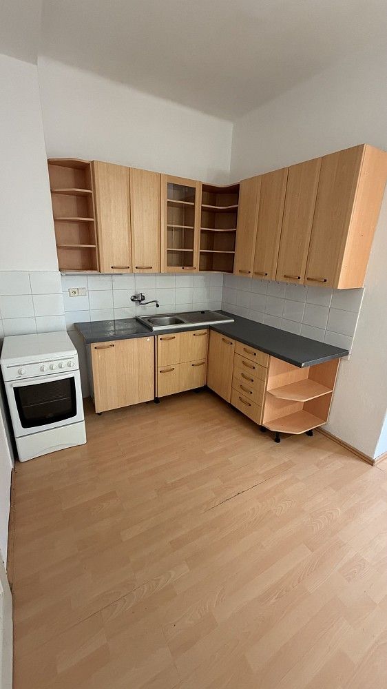 2+kk, Sladkovského, Pardubice, 45 m² - 1
