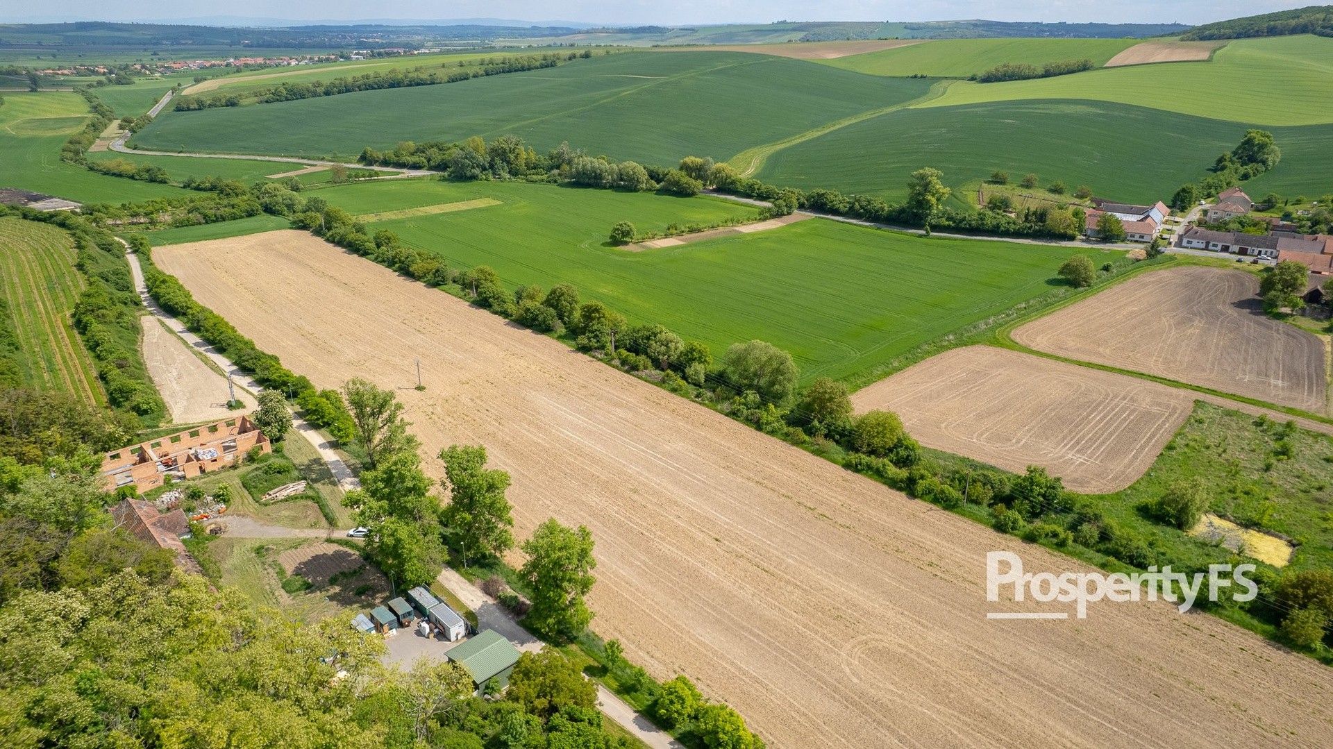 Prodej zemědělský pozemek - Morkůvky