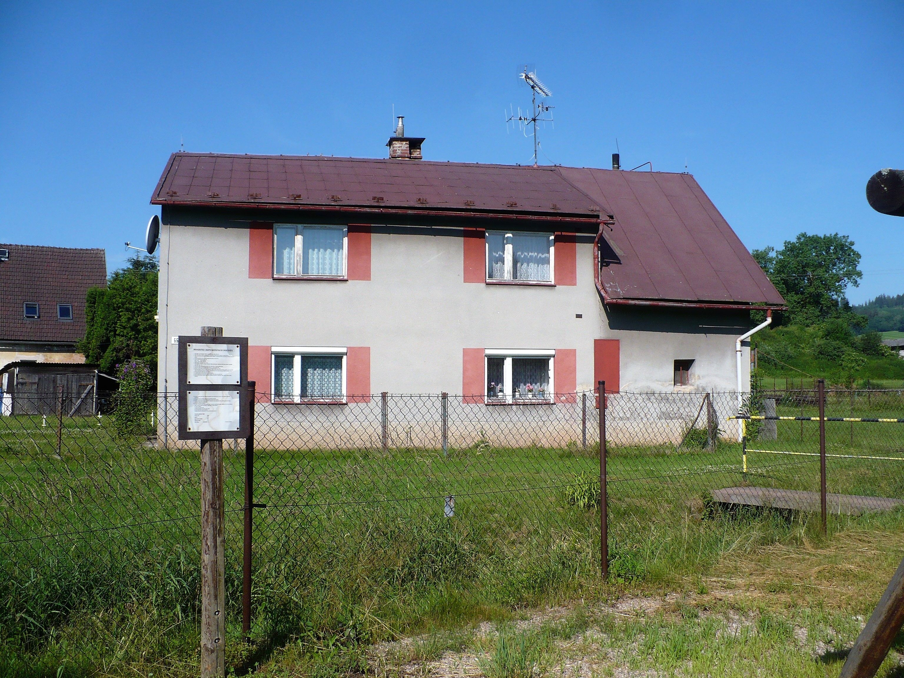 Prodej rodinný dům - Vlčice 55, 199 m²