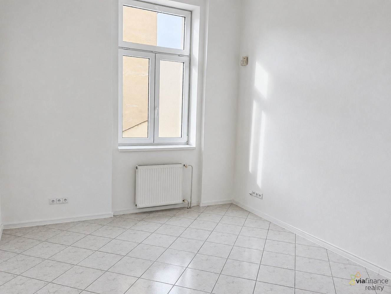 Pronájem kancelář - náměstí Republiky, Pardubice - Zelené Předměstí, 35 m² - 5