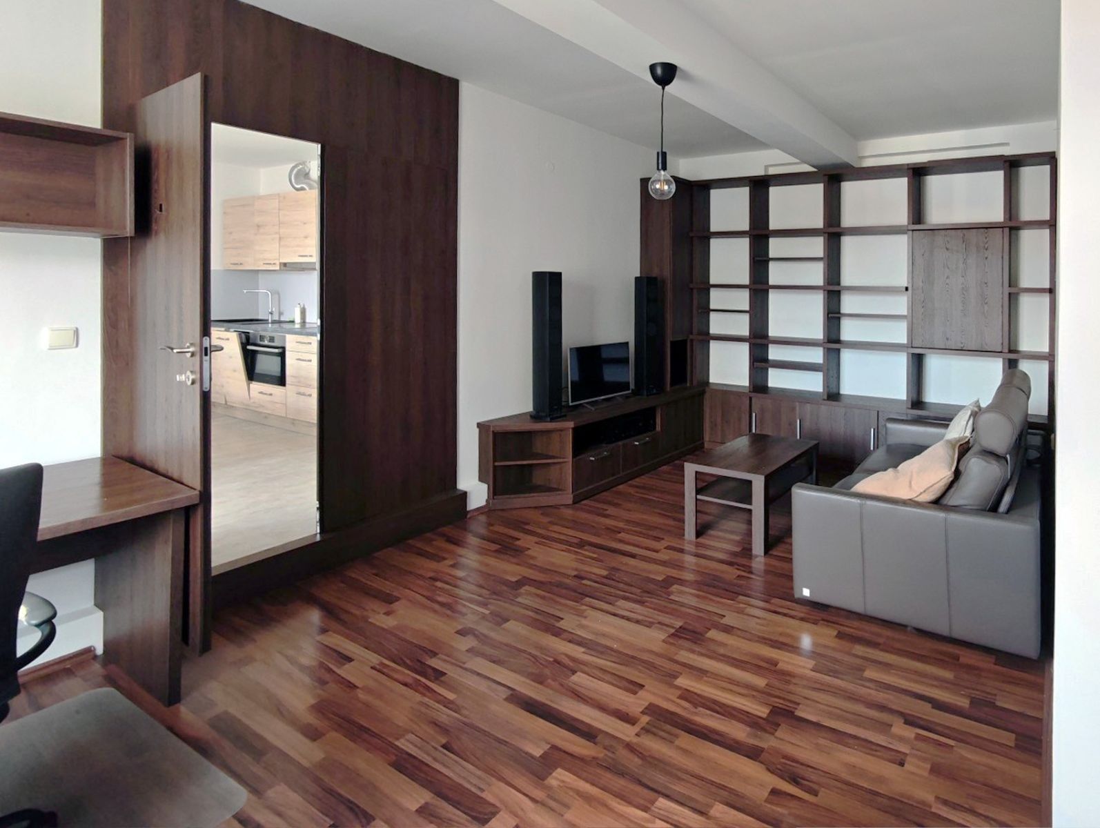 2+1, Lotyšská, Praha - Bubeneč, 58 m² - 1