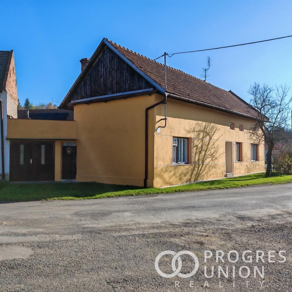 Prodej rodinný dům - Zdounky, 768 02