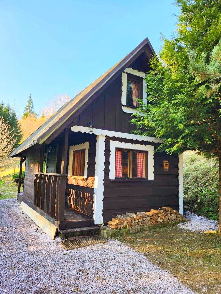 Chaty, Zlatá Olešnice, 468 47